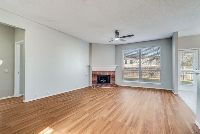 8312 Orleans Lane, Fort Worth, TX 76123