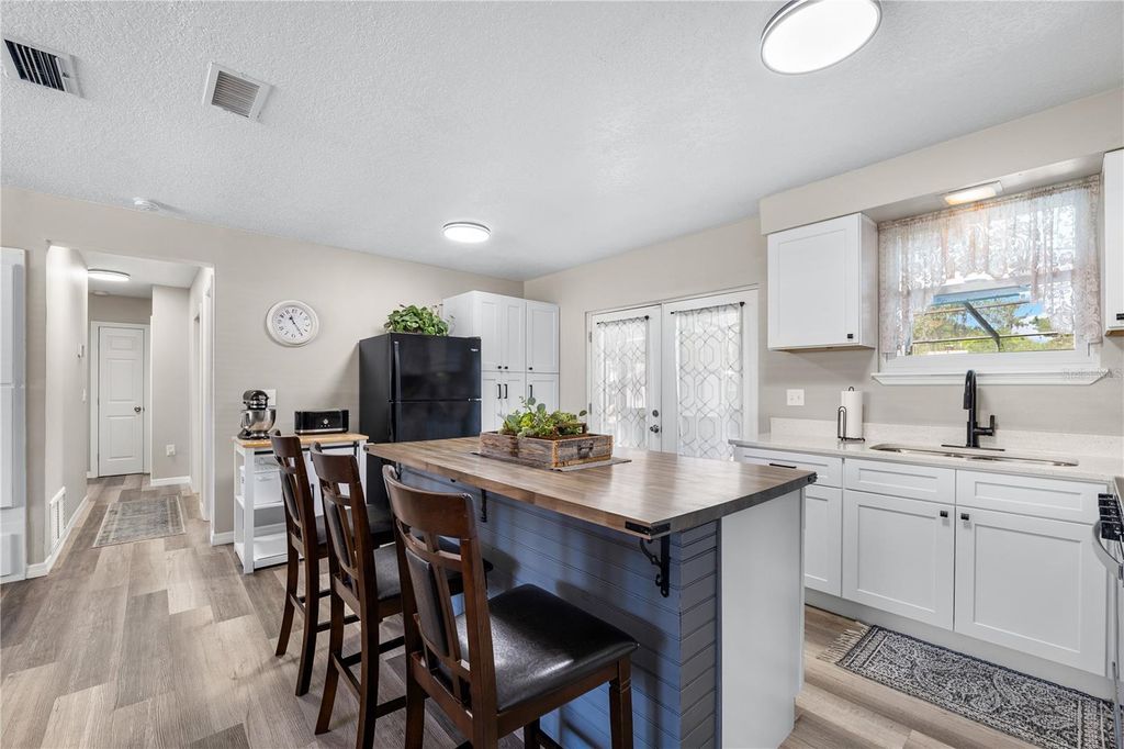 Image 5 of property listing at 1516 PROSPECT STREET, Palatka, FL 32177