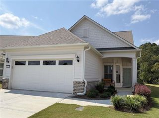 5687 Villa Crest Drive, Hoschton, GA 30548