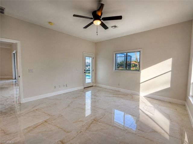 1118 SE 16th TER, Cape Coral, FL 33990