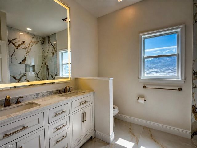 1118 SE 16th TER, Cape Coral, FL 33990