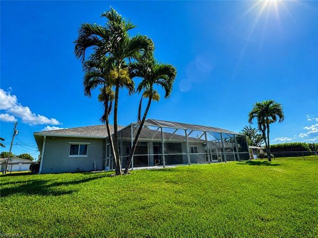 1118 SE 16th TER, Cape Coral, FL 33990