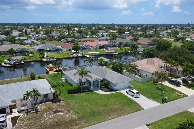 1118 SE 16th TER, Cape Coral, FL 33990