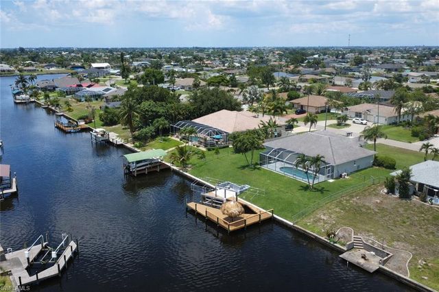 1118 SE 16th TER, Cape Coral, FL 33990