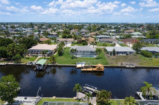 1118 SE 16th TER, Cape Coral, FL 33990