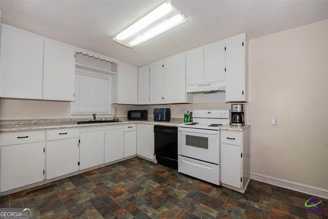 511 Park Avenue, Fort Valley, GA 31030