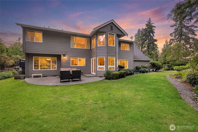 1032 84th Avenue NE, Medina, WA 98039
