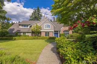 1032 84th Avenue NE, Medina, WA 98039