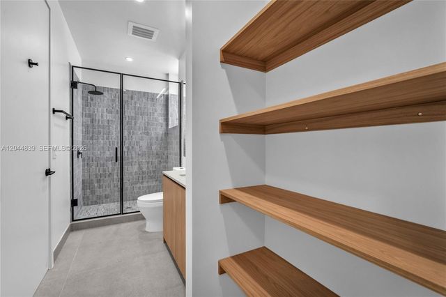 91 NW 27th Street 501, Miami, FL 33127