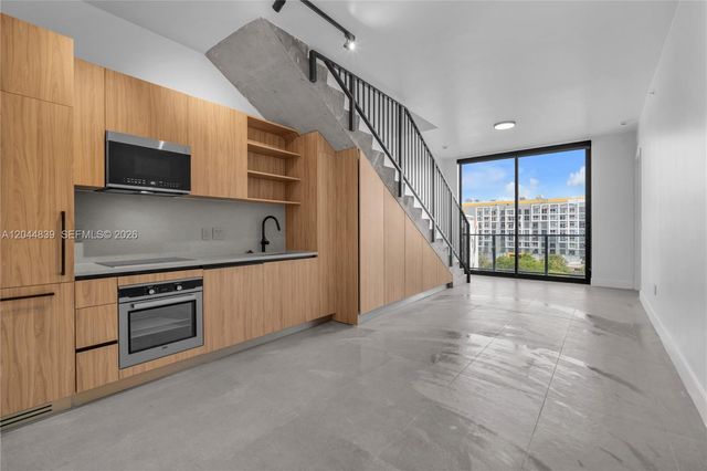 91 NW 27th Street 501, Miami, FL 33127