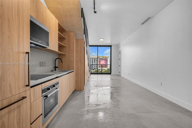 91 NW 27th Street 501, Miami, FL 33127