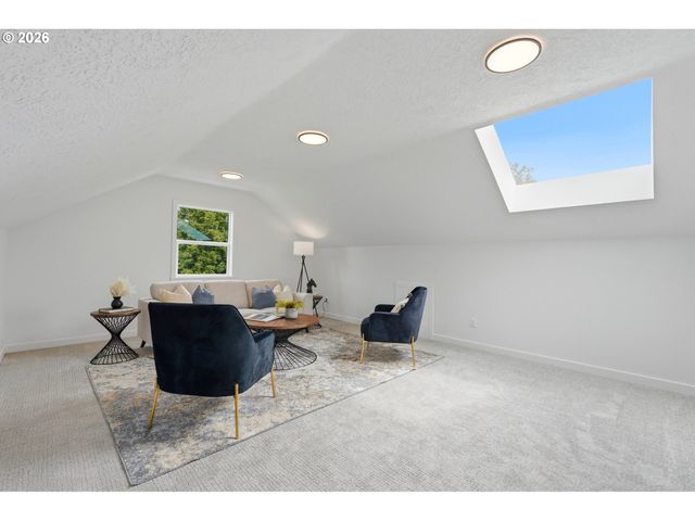 20220 Sw NANCY Ln, Beaverton, OR 97007
