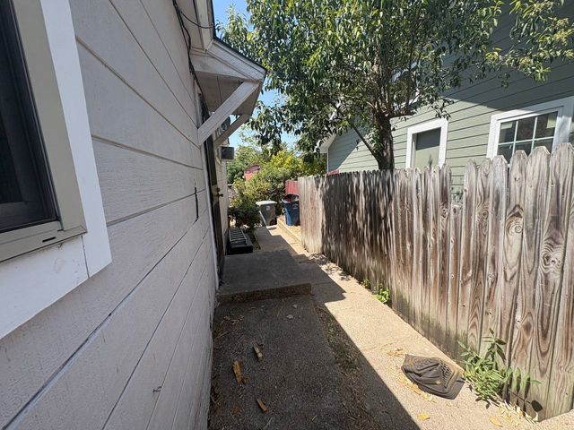 2514 Michigan Avenue, Dallas, TX 75216
