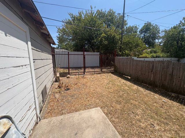 2514 Michigan Avenue, Dallas, TX 75216