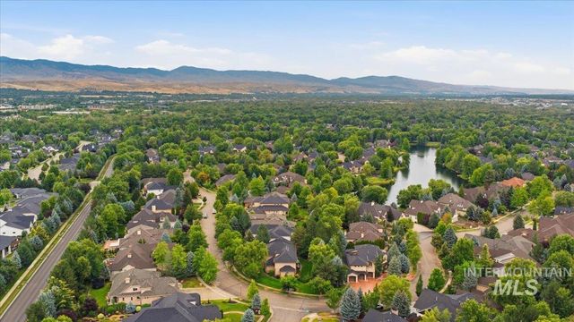 877 W Headwaters Dr., Eagle, ID 83616