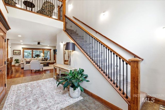 877 W Headwaters Dr., Eagle, ID 83616