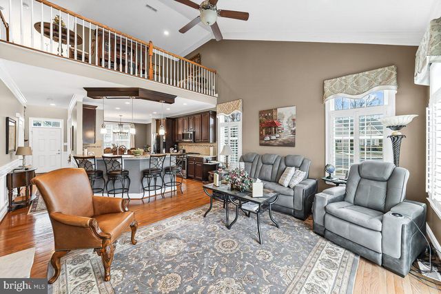 61 VIRGINIA DR, Atco, NJ 08004