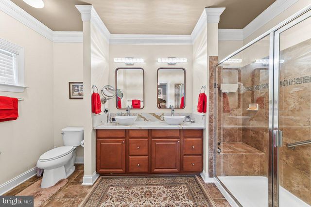 61 VIRGINIA DR, Atco, NJ 08004