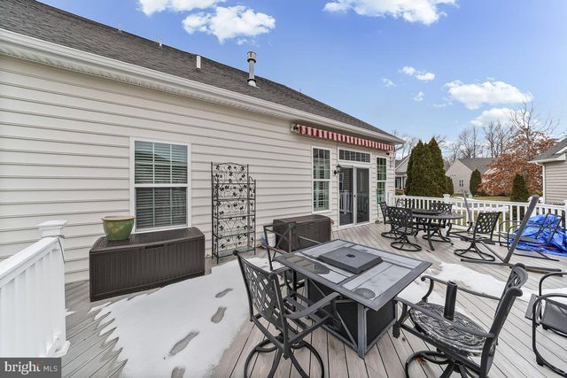 61 VIRGINIA DR, Atco, NJ 08004