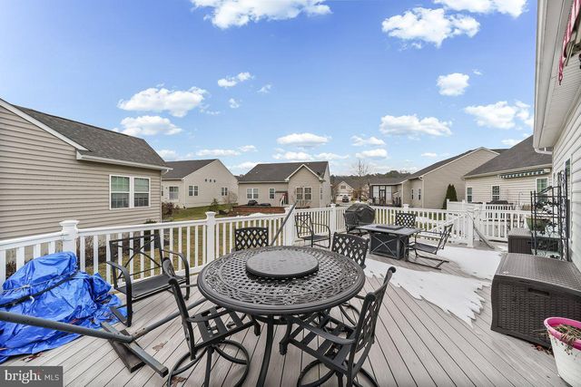 61 VIRGINIA DR, Atco, NJ 08004