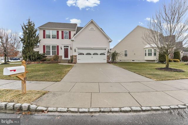 61 VIRGINIA DR, Atco, NJ 08004