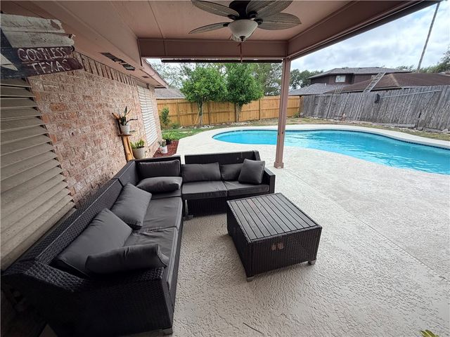 4617 Weiskopf, Corpus Christi, TX 78413