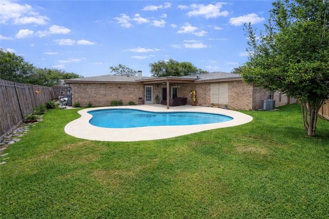 4617 Weiskopf, Corpus Christi, TX 78413
