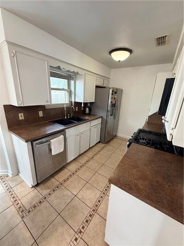 4617 Weiskopf, Corpus Christi, TX 78413