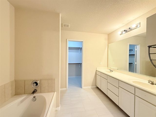 10515 Ince Lane, Houston, TX 77040