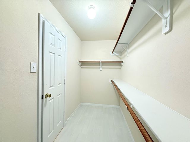 10515 Ince Lane, Houston, TX 77040