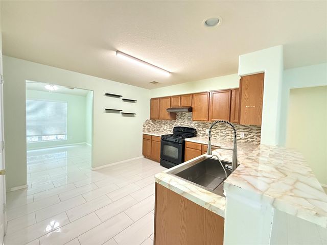 10515 Ince Lane, Houston, TX 77040