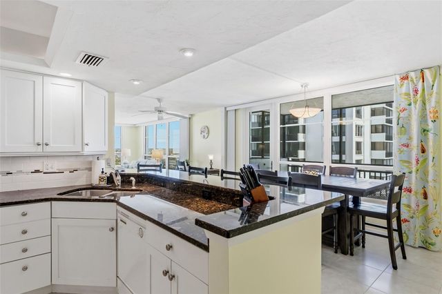 631 ALHAMBRA ROAD 801, Venice, FL 34285