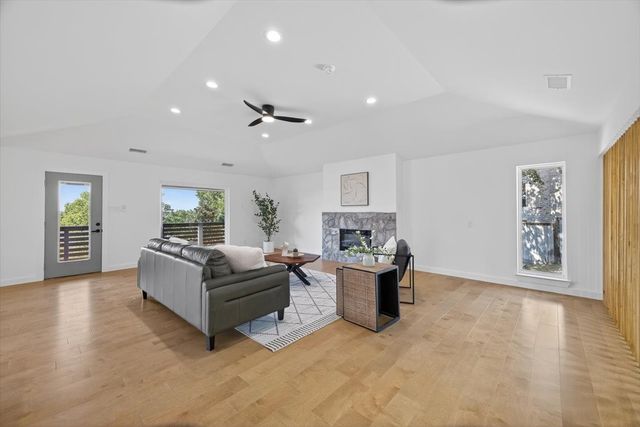 250 Oak Hill Drive, Trophy Club, TX 76262