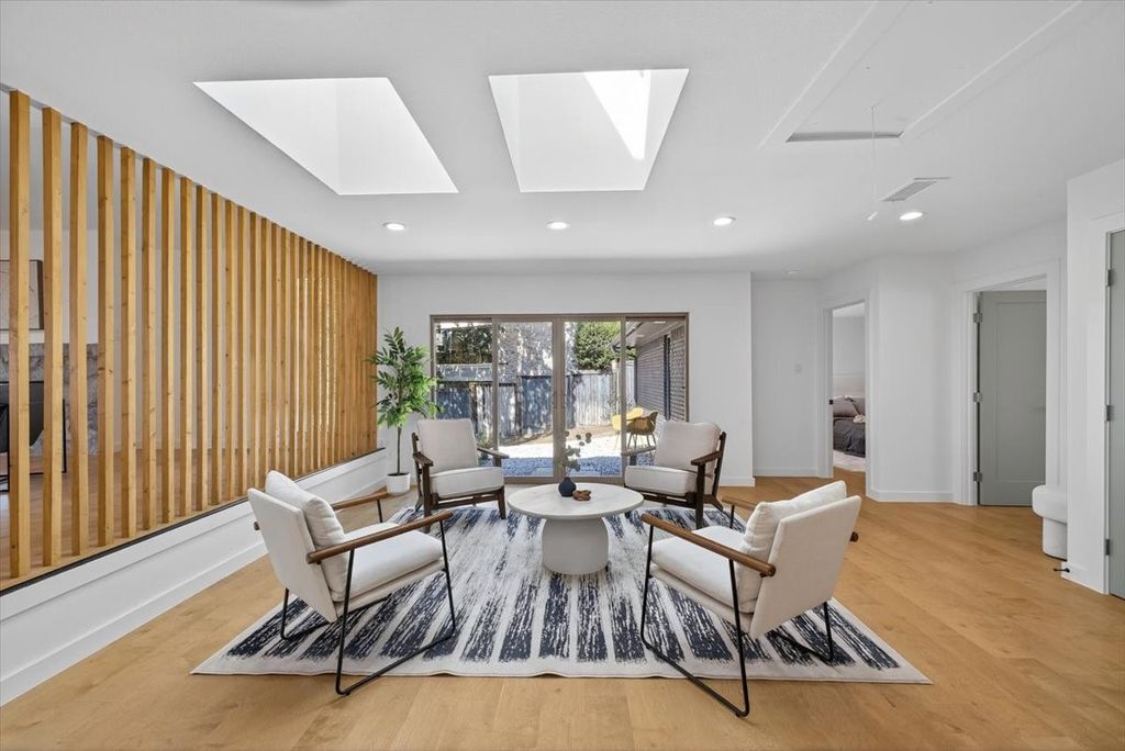 250 Oak Hill Drive, Trophy Club, TX 76262