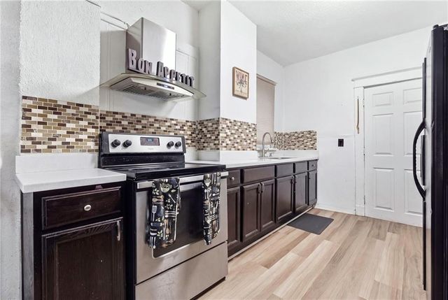 3249 Victor Street, Kansas City, MO 64128