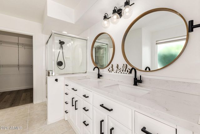 4101 E MORROW Drive, Phoenix, AZ 85050