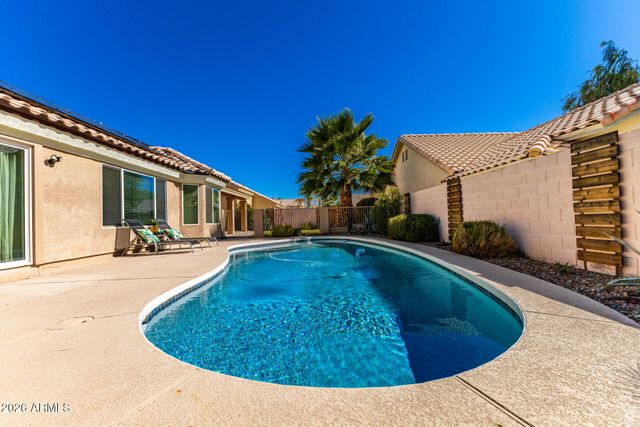 4101 E MORROW Drive, Phoenix, AZ 85050