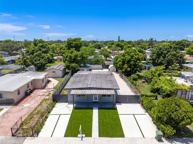 858 E 21st St, Hialeah, FL 33013