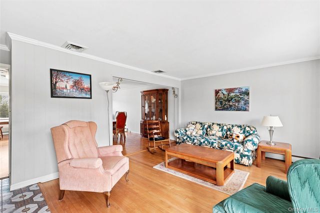 29 Cottonwood Drive, Commack, NY 11725