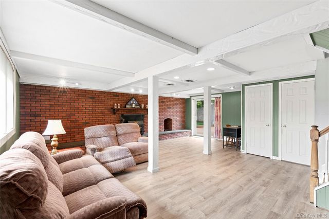 29 Cottonwood Drive, Commack, NY 11725