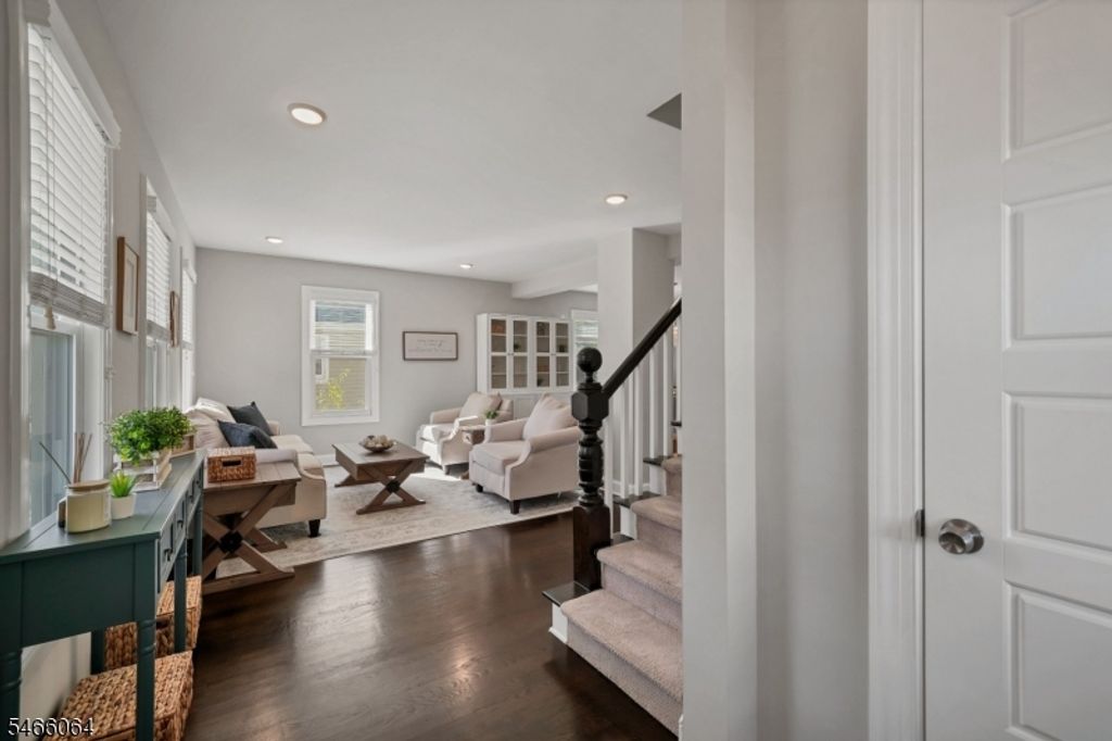 34 2 nd St, Raritan Boro, NJ 08869 — photo 4