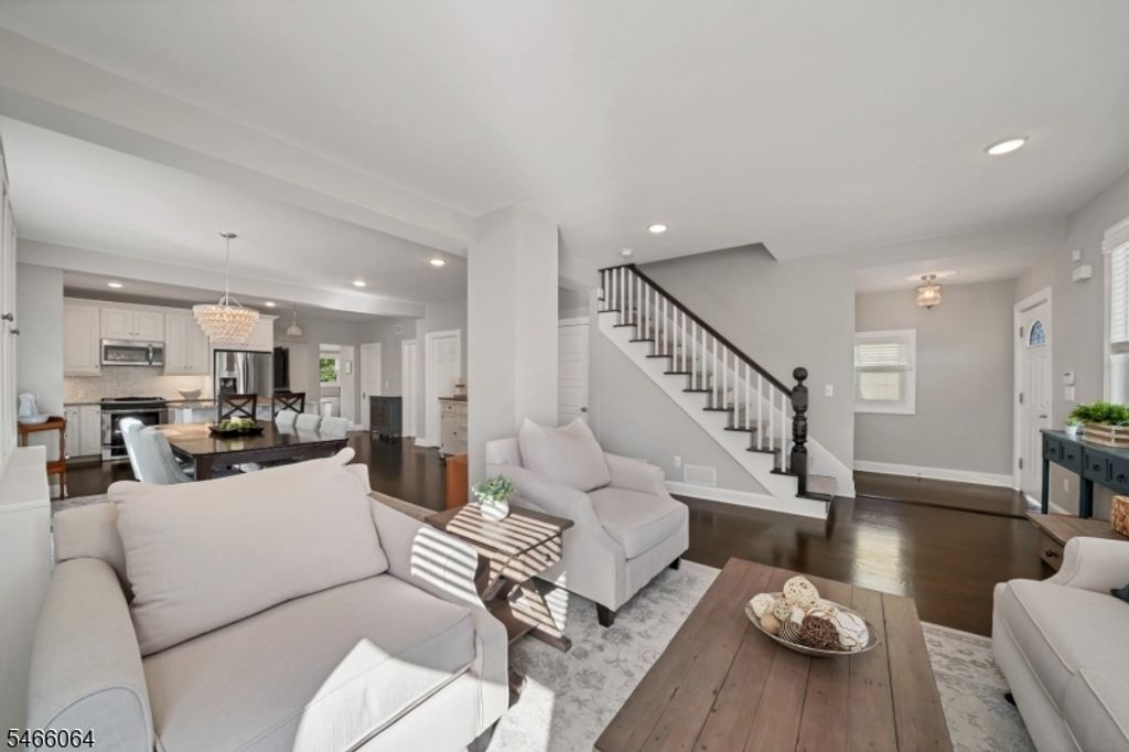 34 2 nd St, Raritan Boro, NJ 08869 — photo 5