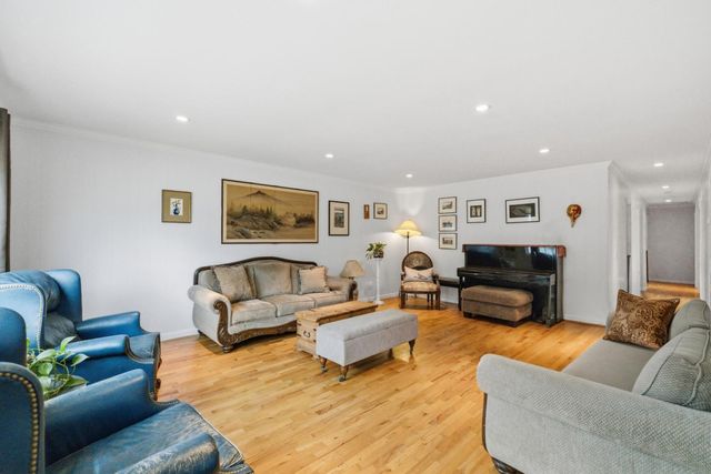 273 Cosky Drive, Marina, CA 93933