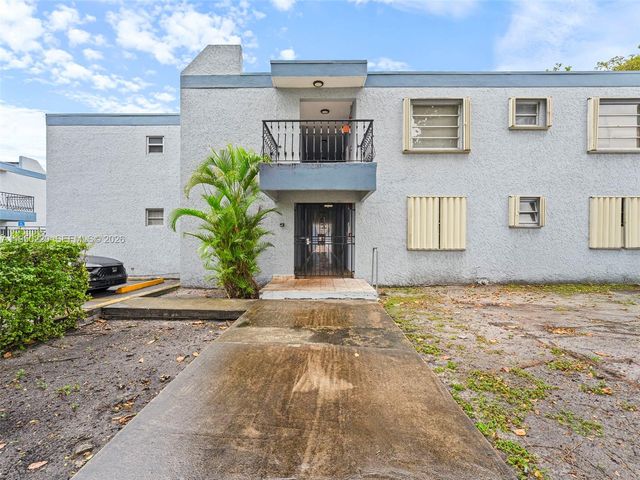 3001 SW 2nd St 209C, Miami, FL 33135