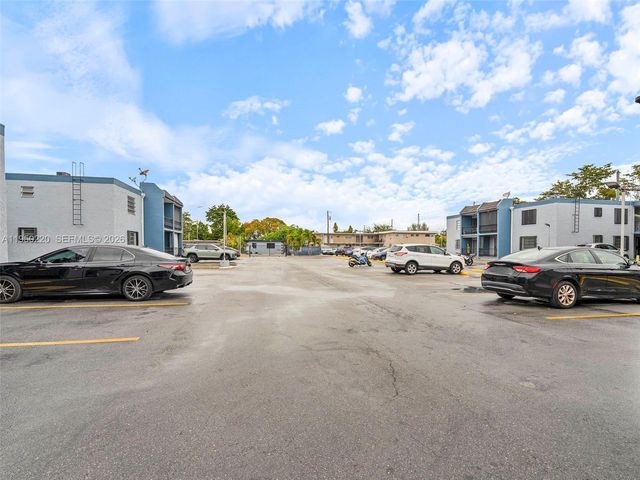 3001 SW 2nd St 209C, Miami, FL 33135