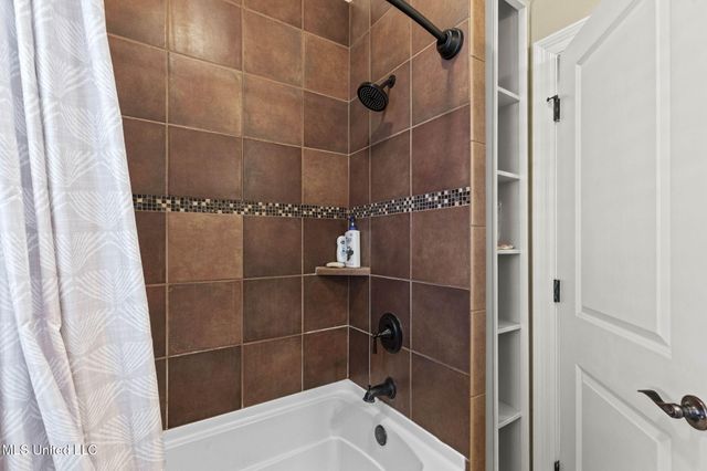 600 Bauxite Cove, Brandon, MS 39047