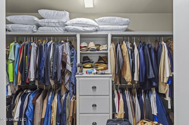 600 Bauxite Cove, Brandon, MS 39047