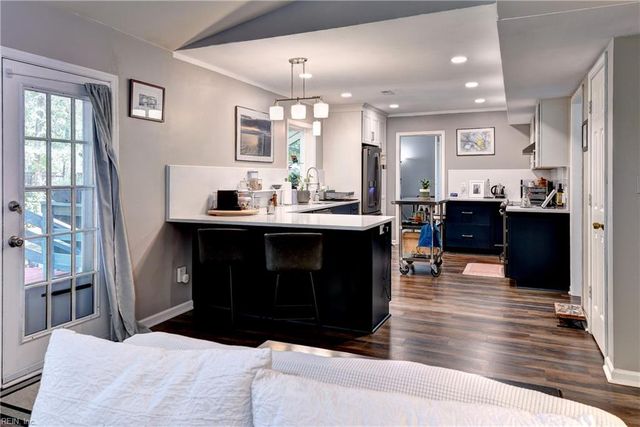 100 Davids WAY, Yorktown, VA 23692