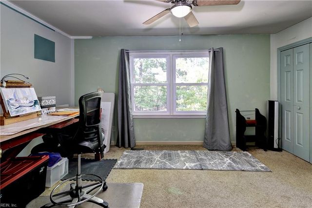 100 Davids WAY, Yorktown, VA 23692