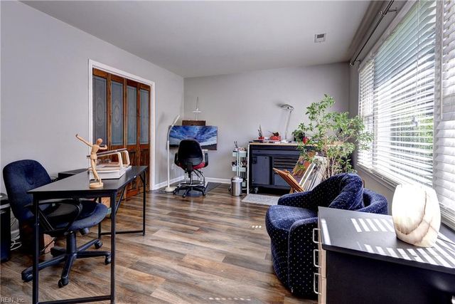 100 Davids WAY, Yorktown, VA 23692